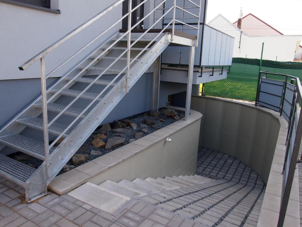 Apartmány Relax Ladná Kültér fotó